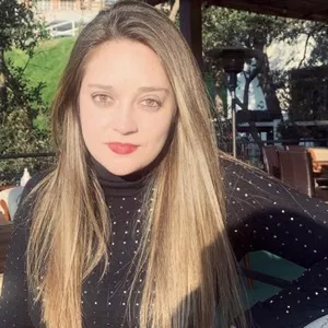 Karen - profesor de derecho penal - Naucalpan de Juárez
