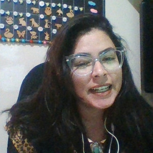 Dayane - Professor de numerologia - Centro