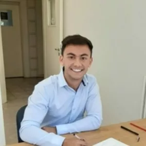 Fernando Manuel - Profe de derecho civil - Junín