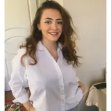 Hatice - Felsefe öğretmeni - İstanbul