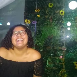 Júlia - Professor de história - Cuiabá