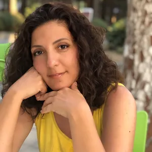 Hayriye - Ses terapisi öğretmeni - Merzifon