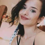 Yasemin - Ödevlere yardım öğretmeni - İstanbul