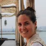 Mariana - Prof de geometria descritiva - Porto