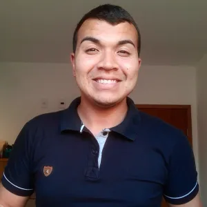 Vitor - Prof de teclado - 