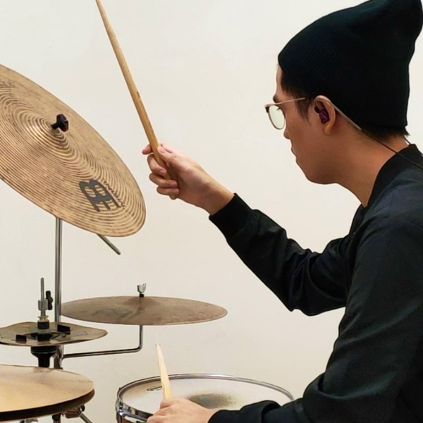 Drum instructor from Ipoh offering drum lessons to learn from the comfort of your own home!