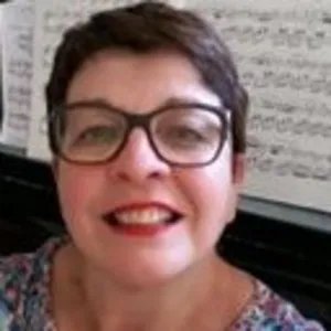 Francoise - Prof de piano - Saint-Philibert