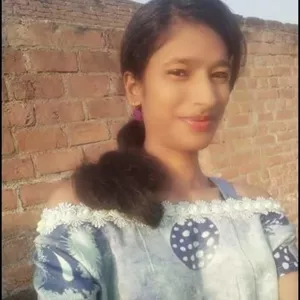 Madhu - Geography teacher - New Delhi