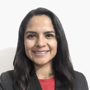 Betsy - Profesor de contabilidad - Monterrey