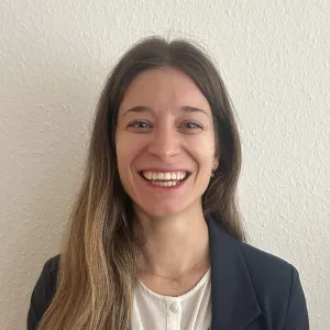 Lisa Angela - Prof de français - Annecy