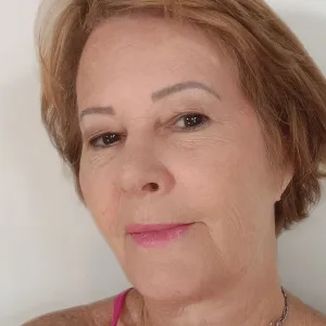 Catarina - Professor de compreensão escrita - português - São Vicente