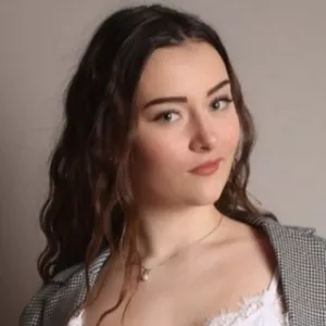 Manon - Prof d'aide aux devoirs - Courances