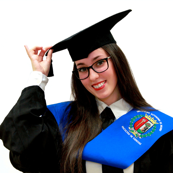 Gradudada en QUIMICA (UAM) ofrece clases de MATEMATICAS y QUIMICA en MOSTOLES
