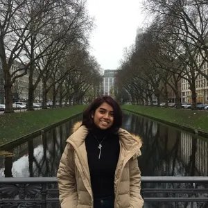 Oindrila - Lehrkraft für Englisch - Soest