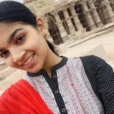 Nancy - Economics teacher - Jabalpur