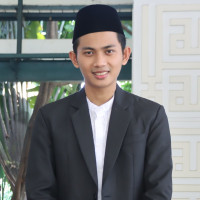 Mahasiswa Tafsir Institut Perguruan Tinggi Ilmu Al-Quran Jakarta, Menawarkan bimbingan belajar Al-Quran dan kajian kesilaman moderat