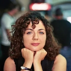 Paola - Prof d'histoire - Paris