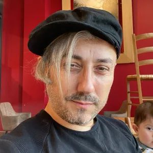 Serkan - Prof d'anglais - Saint-Étienne