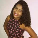 Laura - Prof de inglês - Santa Lucia