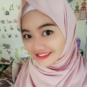 Farah Mahdia - Guru matematika - Kecamatan Cilodong