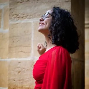 Emilly - Prof de teoria musical - Lisboa