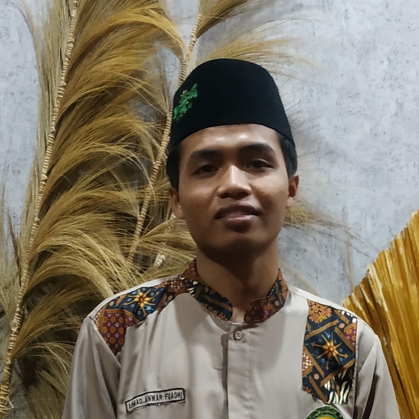 Santri Juga Sekaligus Mahasiswa Menawarkan Kursus Mengaji dan Studi Pengetahuan Islam di Semarang