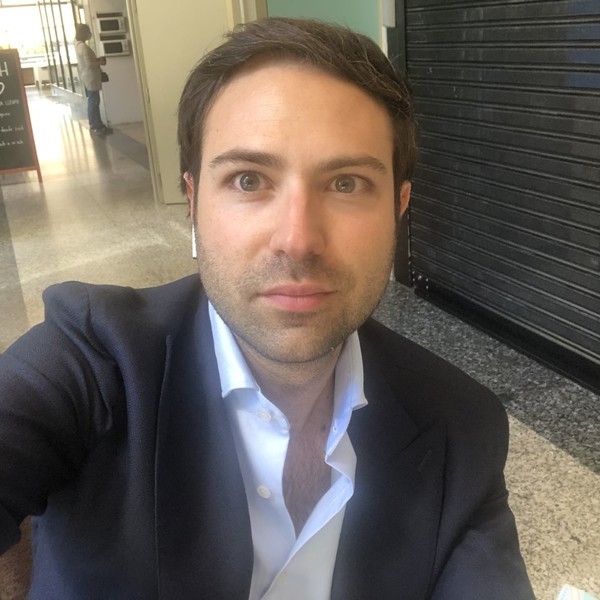 Profesor de Fiscalidad y Derecho Tributario en Madrid. Preparo los exámenes teóricos y prácticos de la carrera.  
