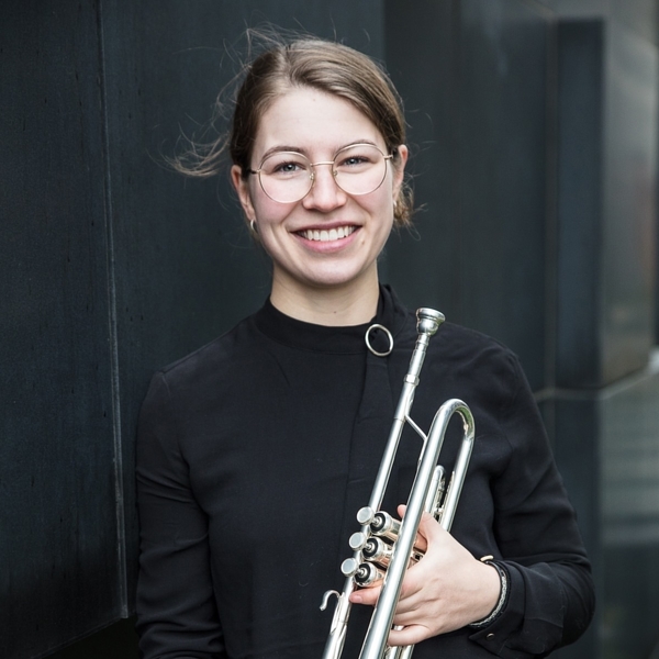 Profesjonell trompetist basert i Oslo tilbyr trompetundervisning på alle nivå via webkamera.