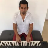 Eric - profesor de piano - Playa del Carmen