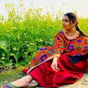 Simran - Make-up tutor - Muzaffarnagar