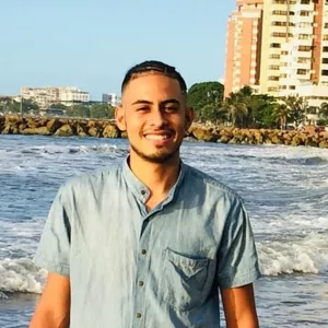 Santiago - profesor de contabilidad - Cali