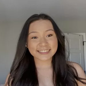 Chloe - Maths tutor - Commerce