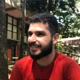 Pedro - Professor de biologia - Uberlândia