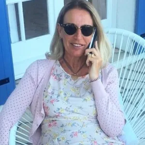 Cecile - Prof d'économie - Paris