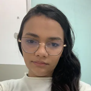 Letícia - Prof de gramática - Cordeiros