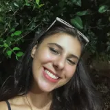 Brenda - Prof de psicologia positiva - Joinville