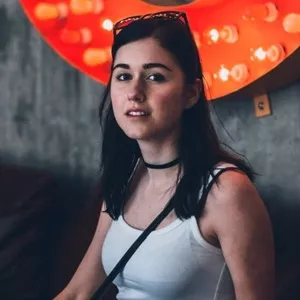 Nina - Spanish tutor - Brevard