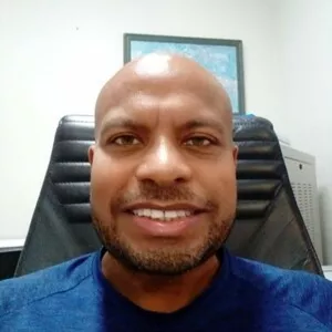 Daniel - Professor de viola - Curitiba