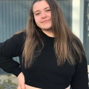 Laura - Prof de word - Rumes