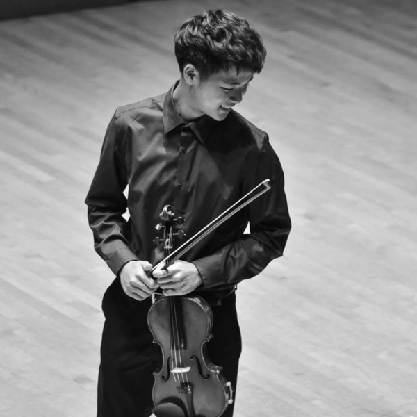 Juilliard Student in NYC Offering Private Violin Lessons - Over 5 Years of Teaching Experience