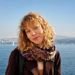 Eva - Prof de français - Issy-les-Moulineaux