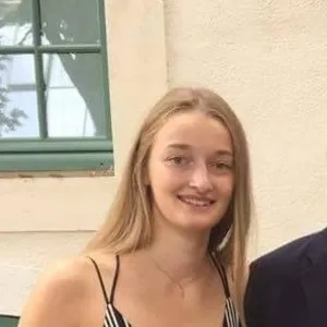 Léanna - Prof d'aide aux devoirs - Reims