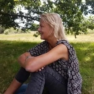 LAURA - Prof d'anglais - Saissac