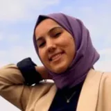 Yasemin - Siyer öğretmeni - 