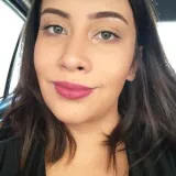Julia - Professor de nutrição - Centro