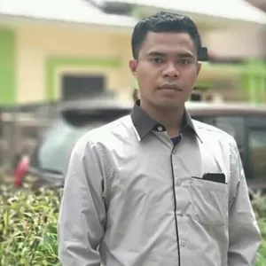 Sumarfa - Guru hukum - Kecamatan Kambu