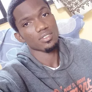 Emmanuel - Physics tutor - Ihiagwa