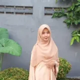 Ayu Aprilia - Guru bantuan pekerjaan rumah (pr) - Kecamatan Pontianak Selatan