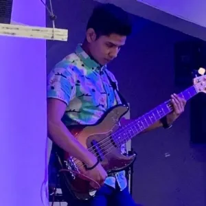 Emanuel - Profe de guitarra criolla - Almería