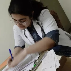 Shivangani - Medicine tutor - Kota